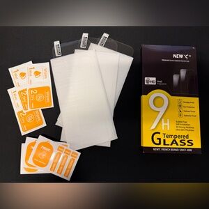 NEW'C Tempered Glass Screen Protector APPLE IPHONE 14 PRO 3x
